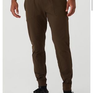 Men’s ALO joggers - espresso color - size LARGE
